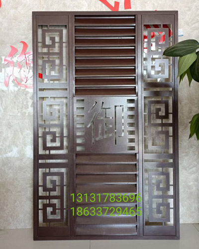 裝（zhuāng）飾護（hù）欄（lán）